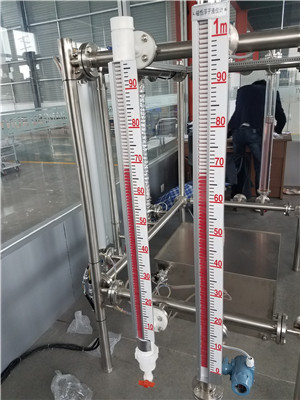 pp磁翻板液位計(jì)現(xiàn)場(chǎng)安裝使用圖